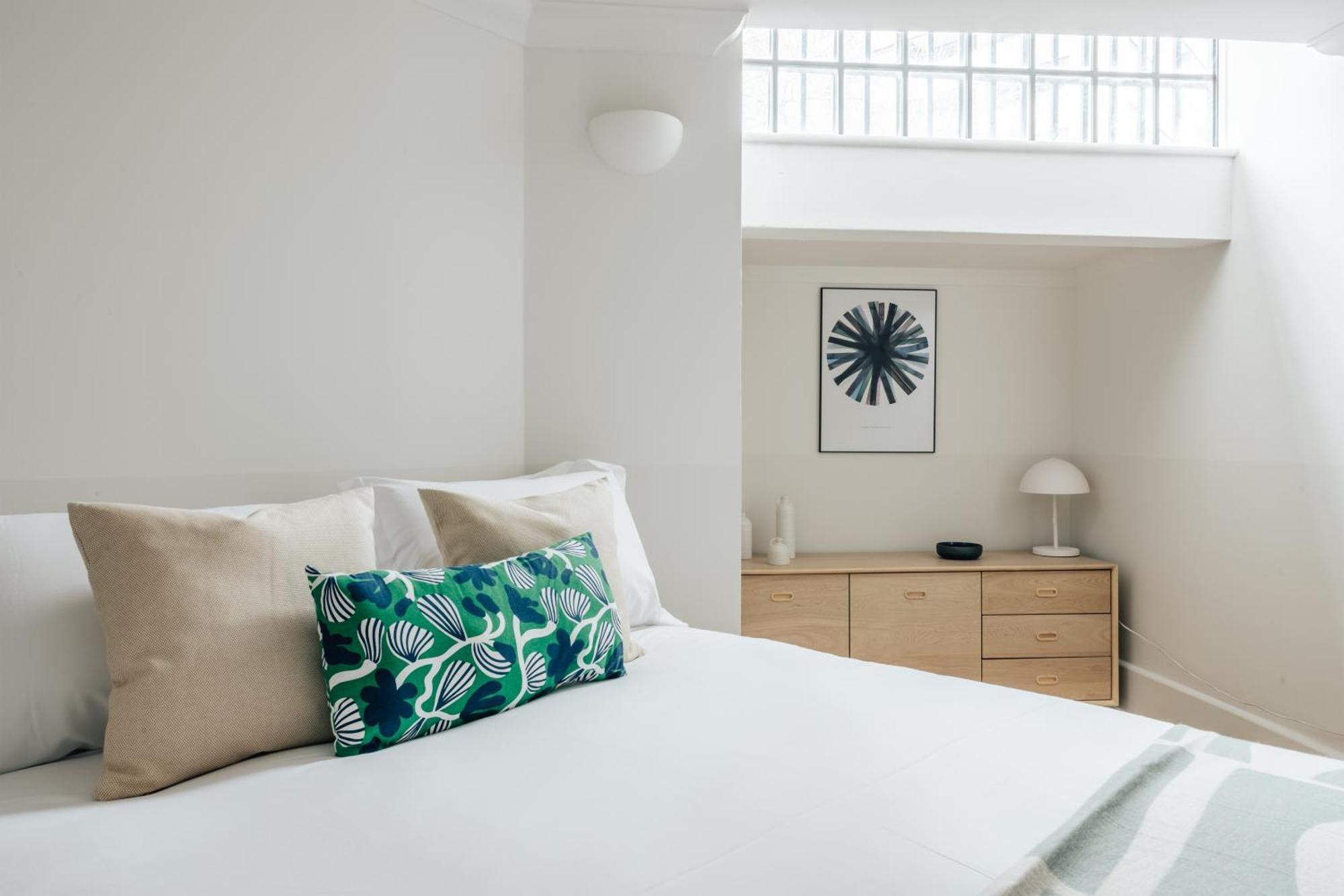 The Regency - Serviced Apartments Лондон Екстериор снимка