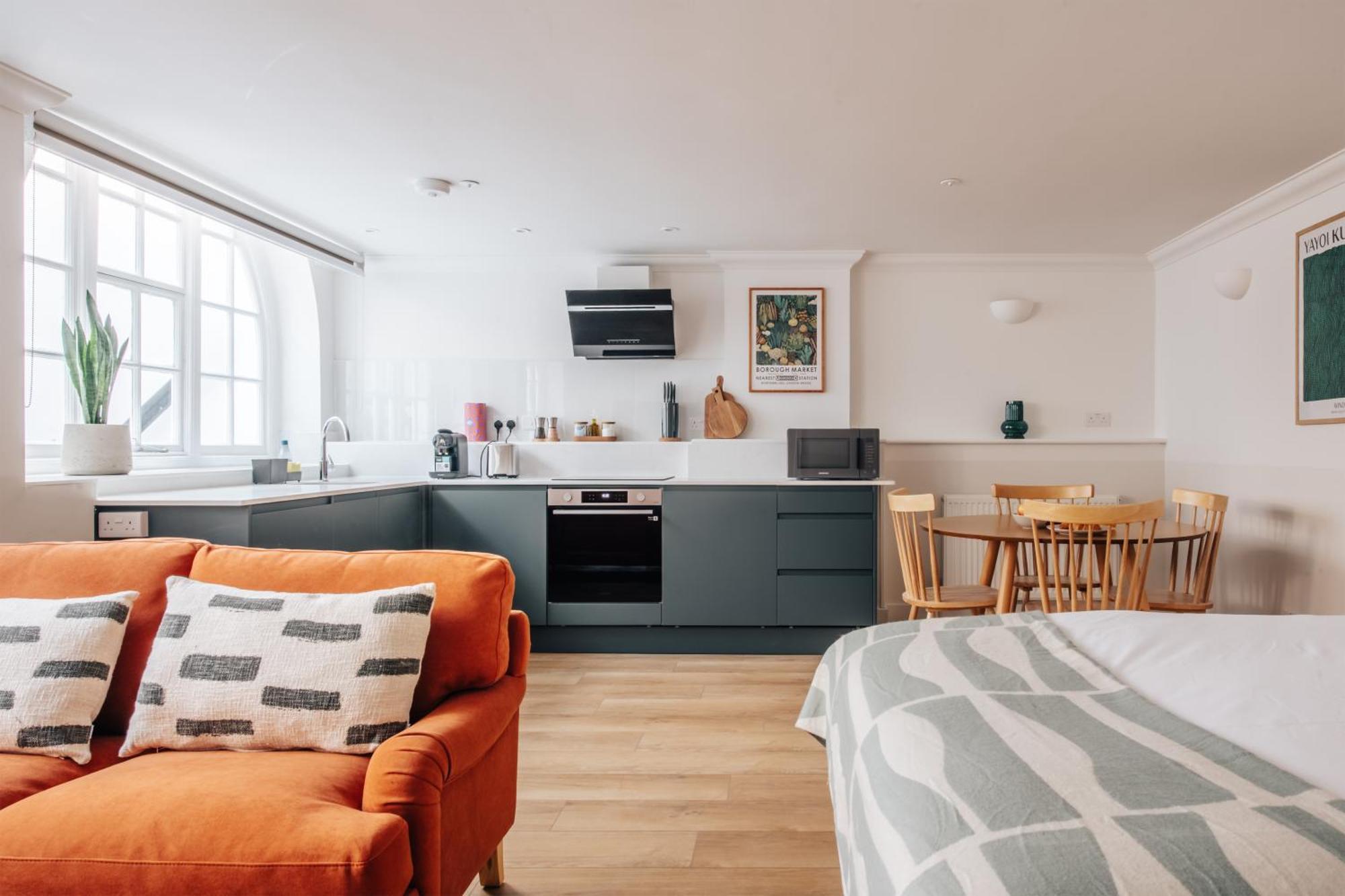 The Regency - Serviced Apartments Лондон Екстериор снимка